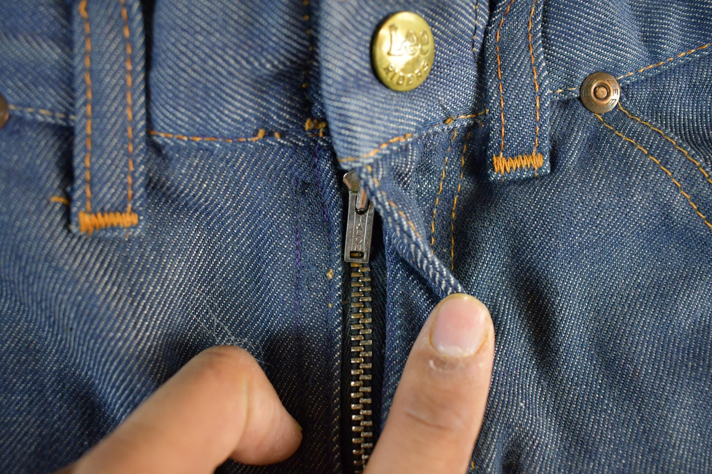 Vintage 1960s 1970s Lee Distressed Denim Jeans Youth 24 x 23.5 from propervintagecanada