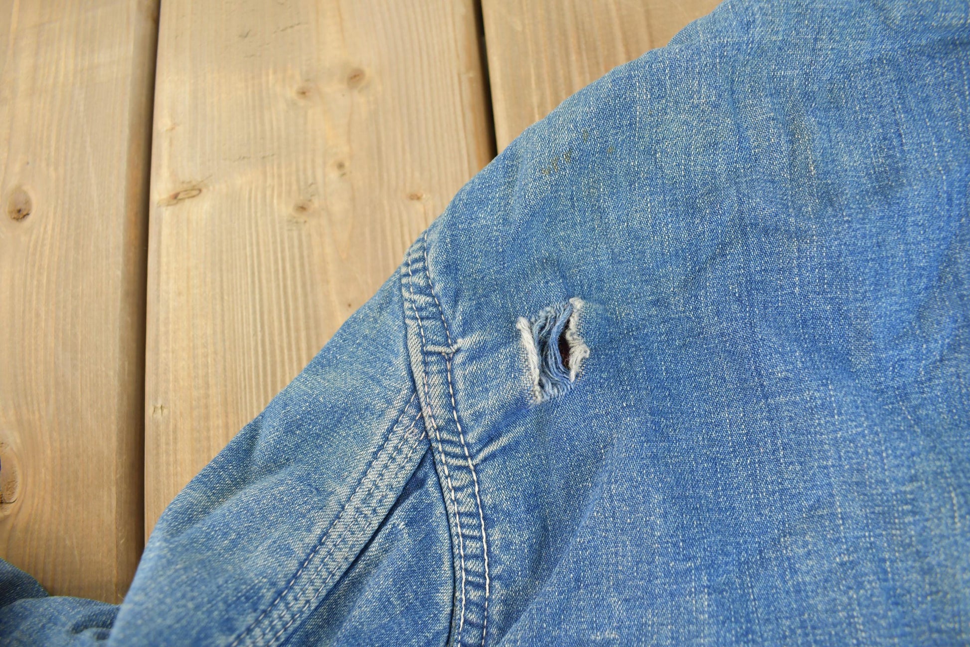 Vintage 1960s Big Mac Blanket Lined Denim Chore Coat Men's Large from propervintagecanada