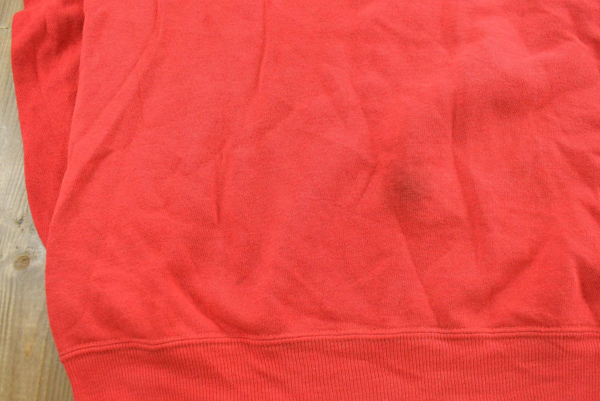 Vintage 1960s Blank Red Raglan Crewneck Sweatshirt Mens S from propervintagecanada