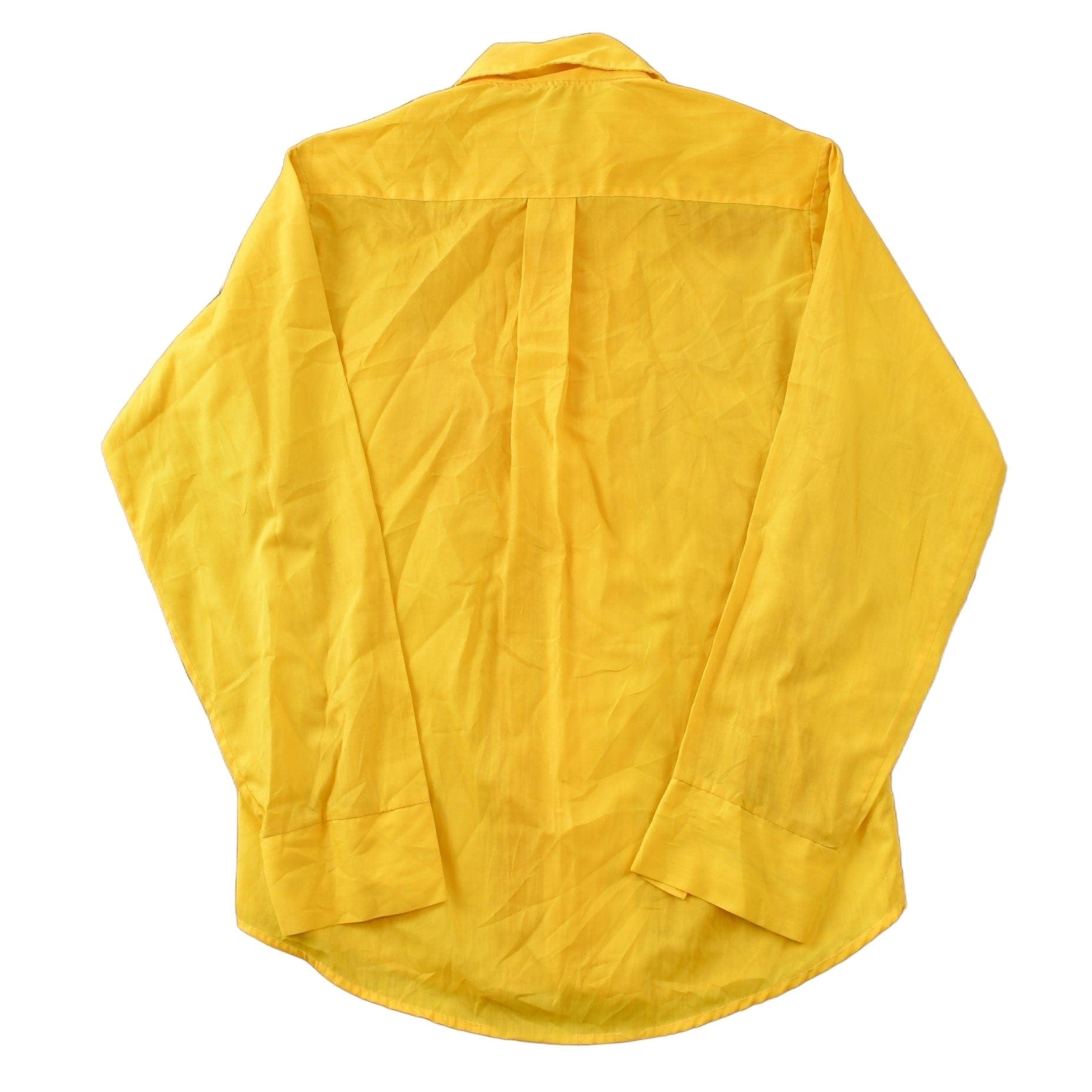 Vintage 1960s Blank Yellow Tapered N' Tails Button Up Shirt Men's Small from propervintagecanada