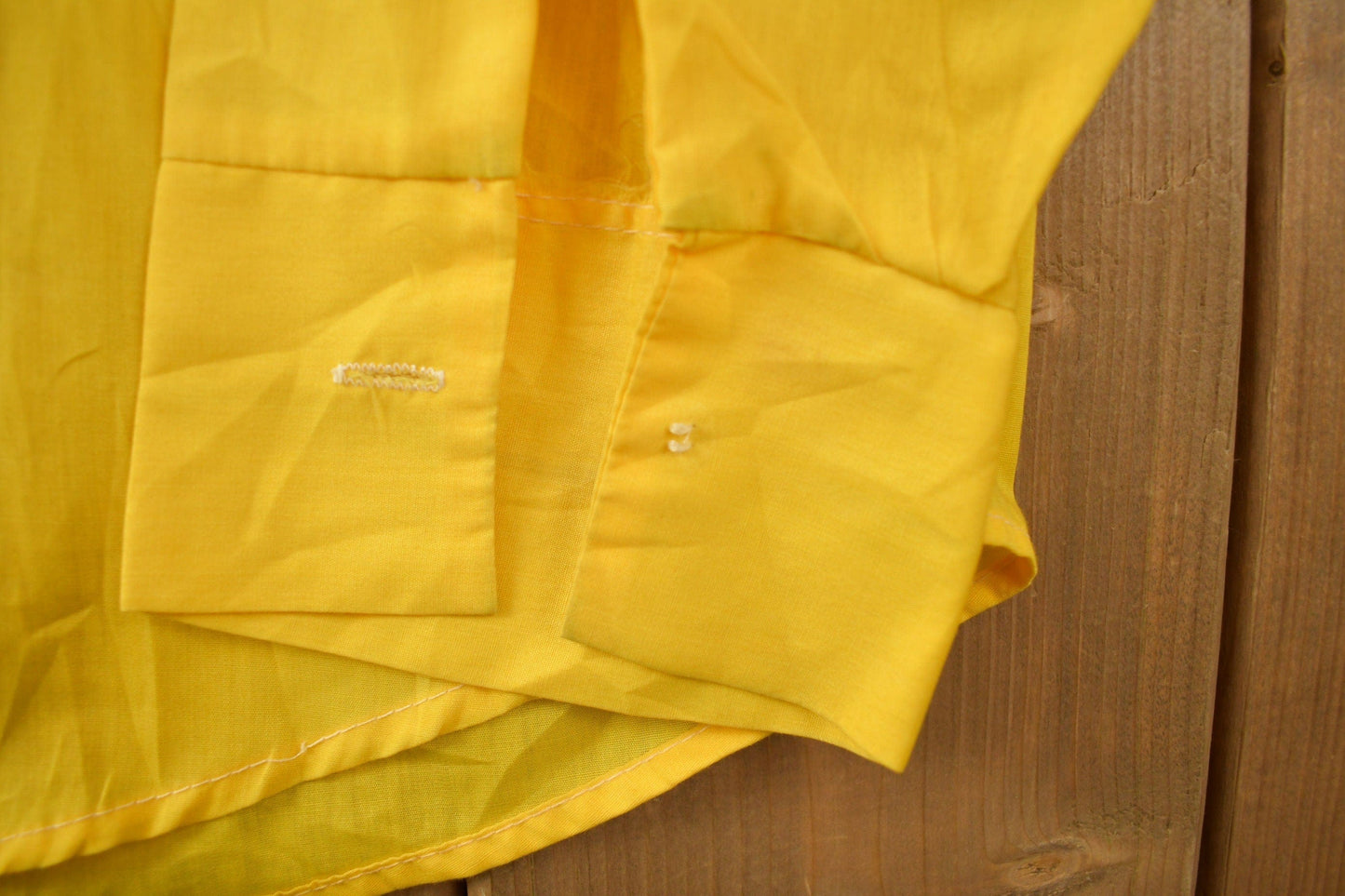 Vintage 1960s Blank Yellow Tapered N' Tails Button Up Shirt Men's Small from propervintagecanada