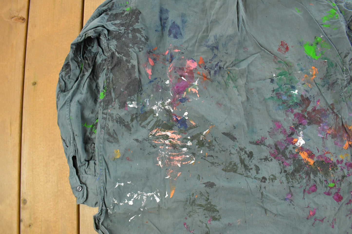 Vintage 1960s Champion Paint Splatter Button Up Shirt Men's Large from propervintagecanada