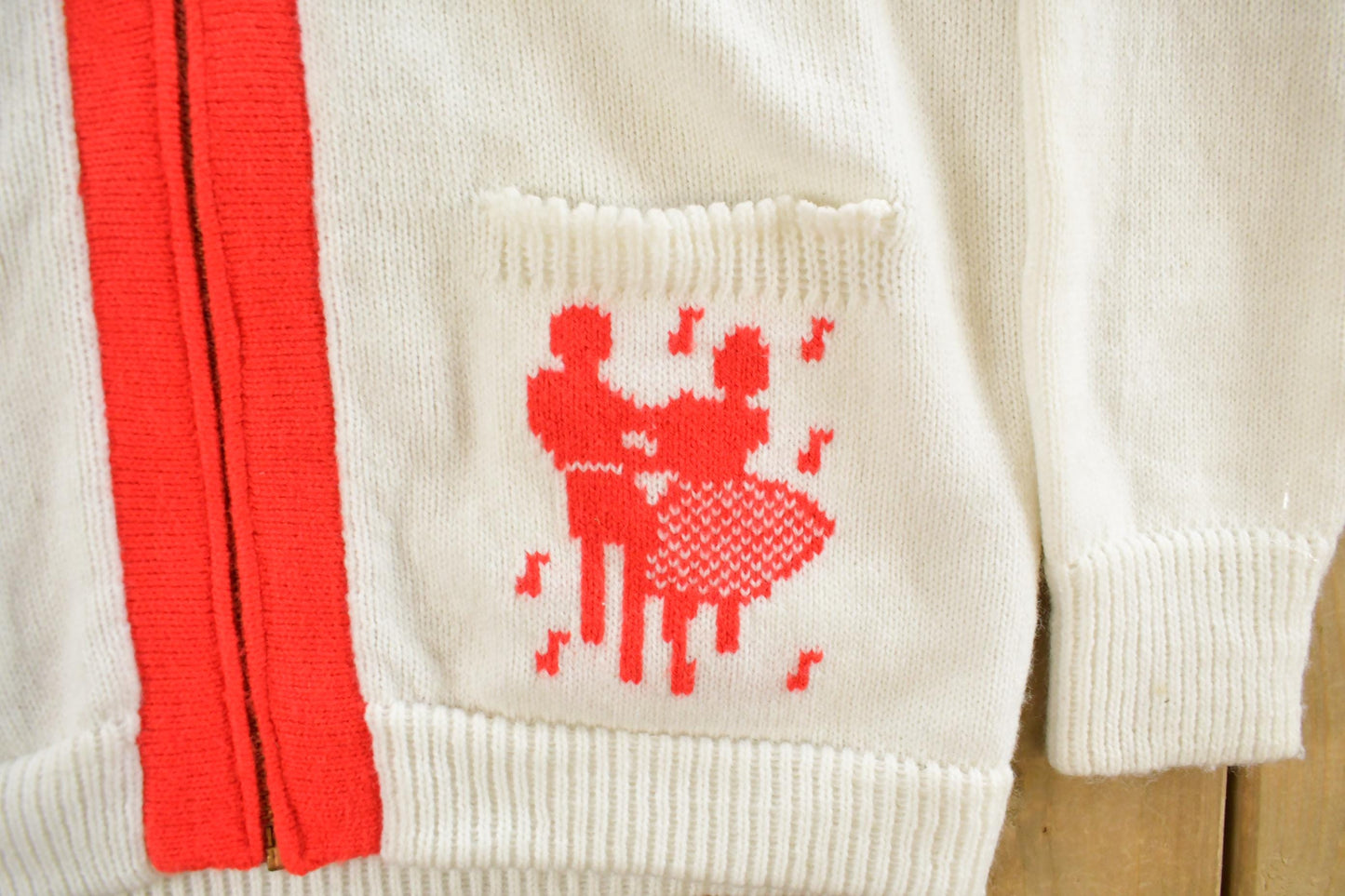 Vintage 1960s Creative Knits By Judy Graf Knit Full Zip Sweater Women's Medium from propervintagecanada