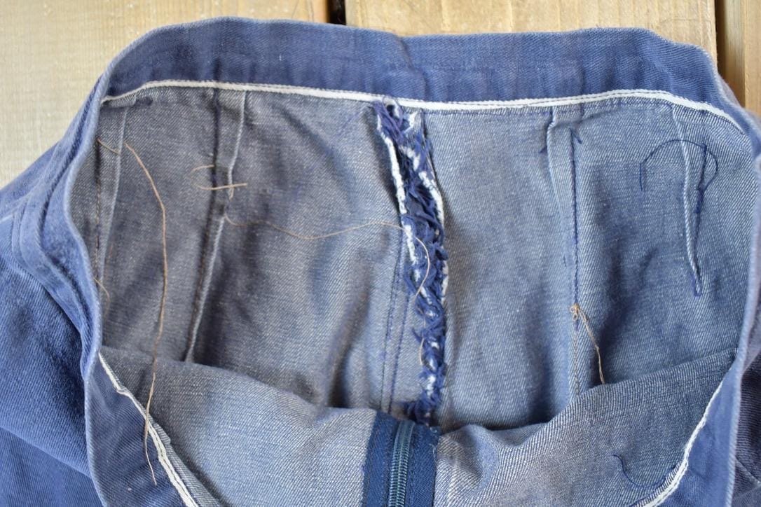 Vintage 1960s Denim Jeans Pants Women's 24 x 30 from propervintagecanada