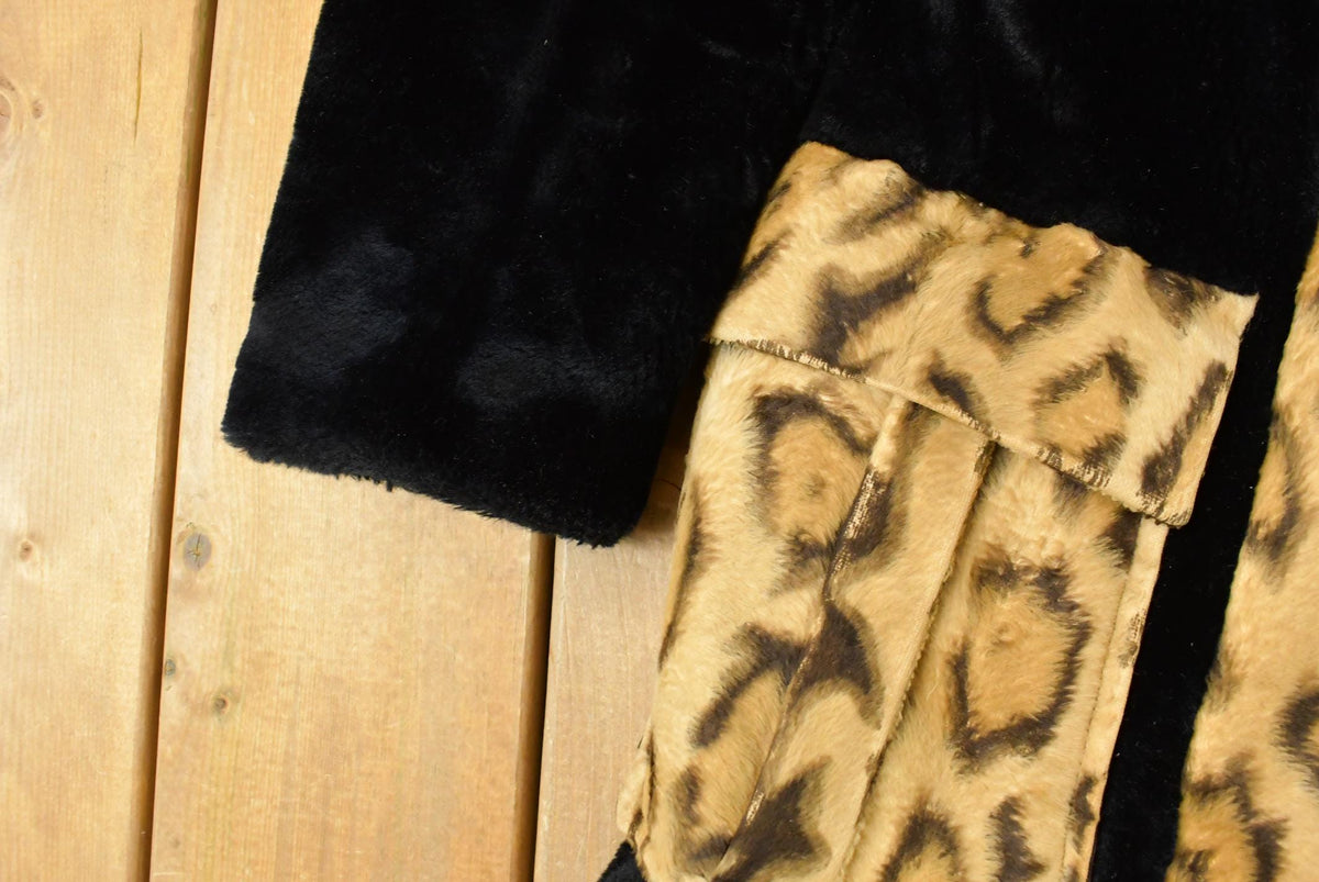 Vintage 1960s Fredric Cleveland Faux Leopard Print Fur Coat Women's M from propervintagecanada