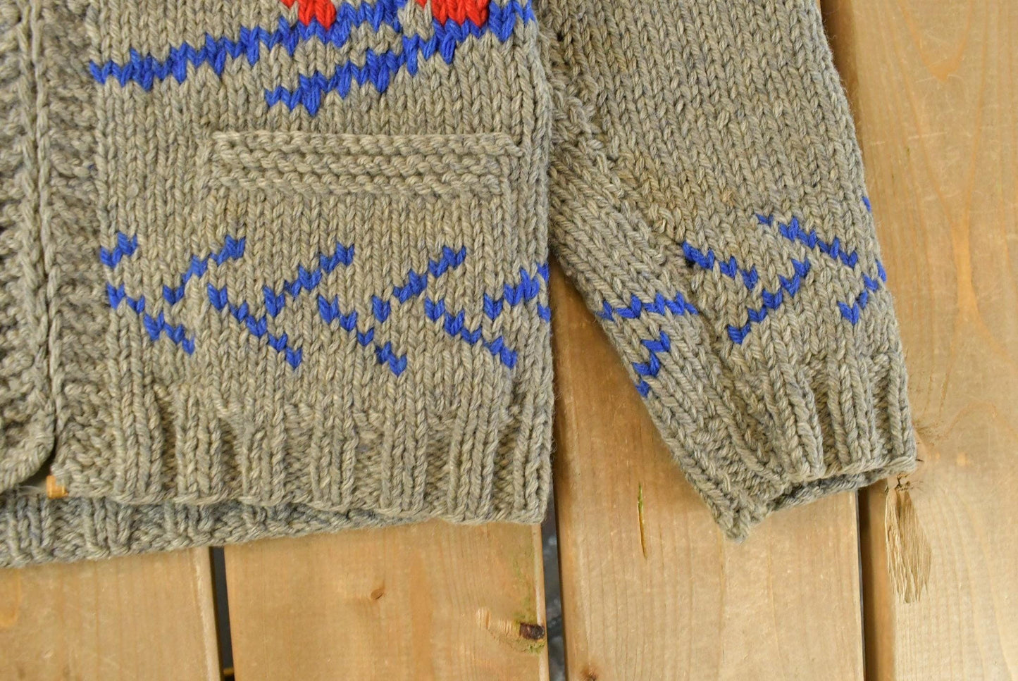 Vintage 1960s Hand-Knit Skiing Cowichan Sweater Men's Small from propervintagecanada