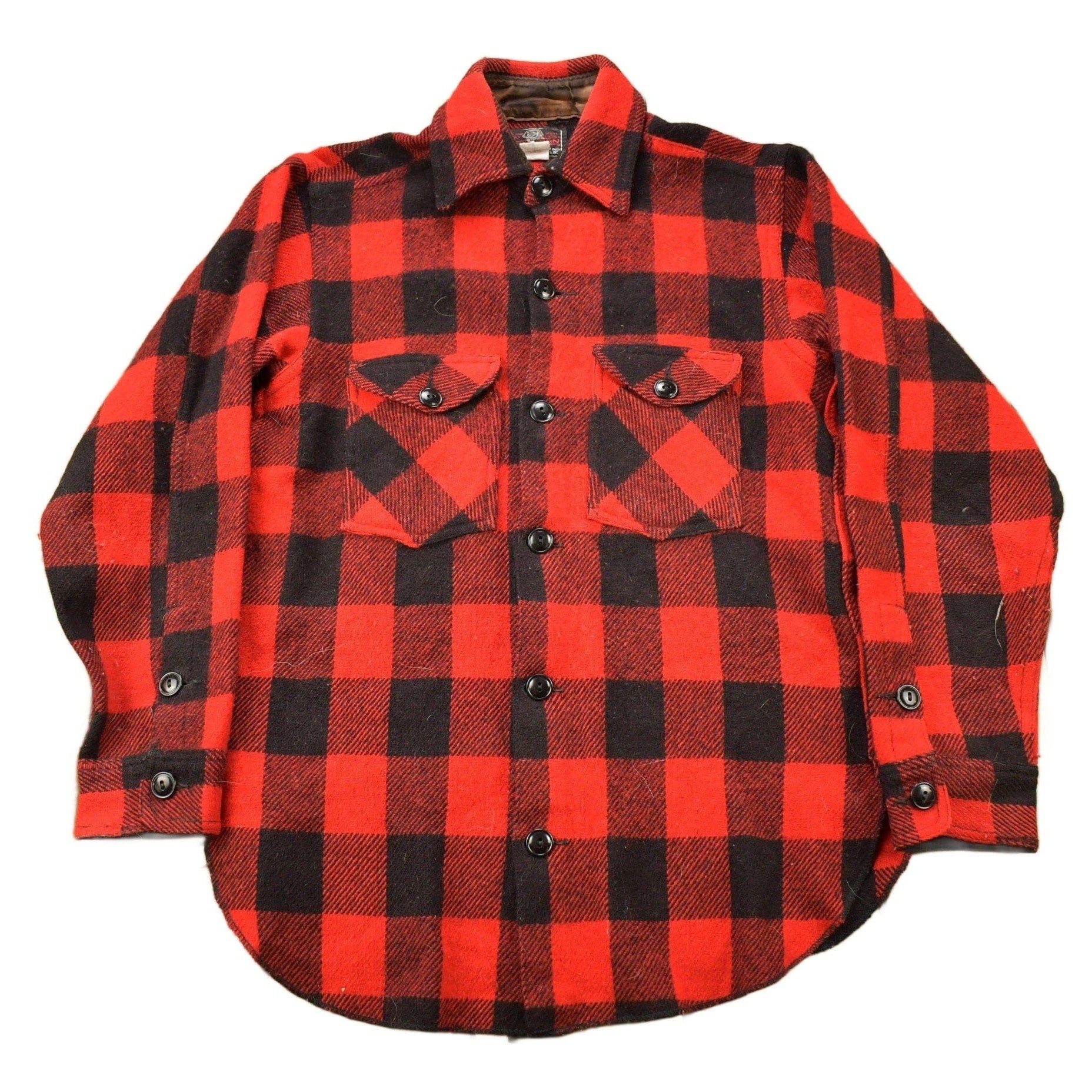 Vintage 1960s Johnson Wool Buffalo Plaid Hunting Togs Flannel Shirt Men's M from propervintagecanada