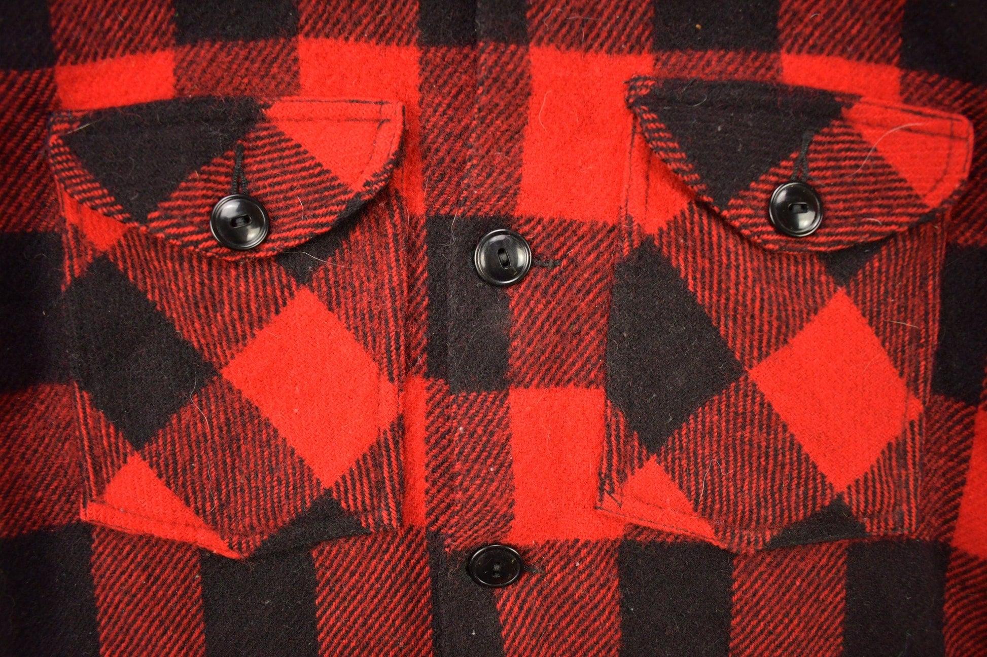 Vintage 1960s Johnson Wool Buffalo Plaid Hunting Togs Flannel Shirt Men's M from propervintagecanada