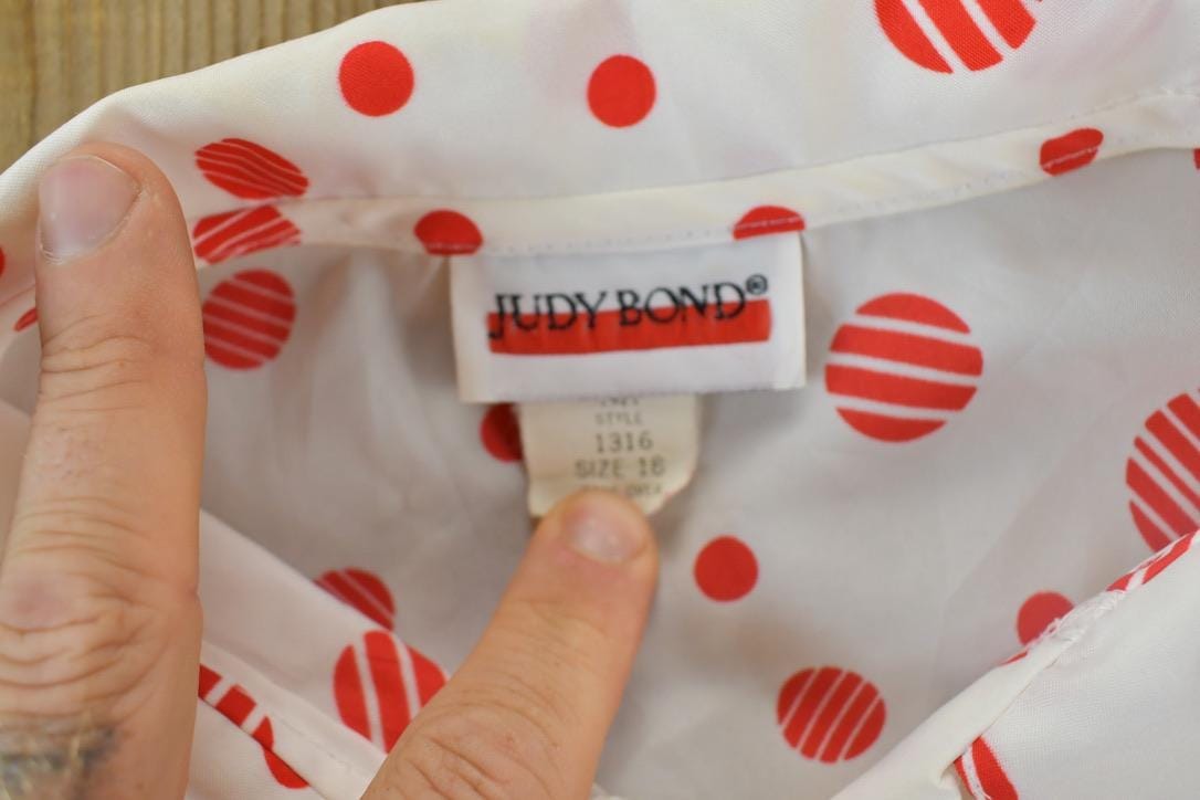Vintage 1960s Judy Bond polka Dot Button Up Shirt Men's Large from propervintagecanada