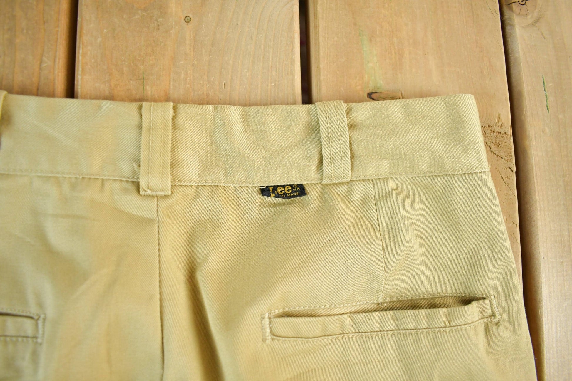 Vintage 1960s Lee Chino Trousers Men's 31 x 28 from propervintagecanada