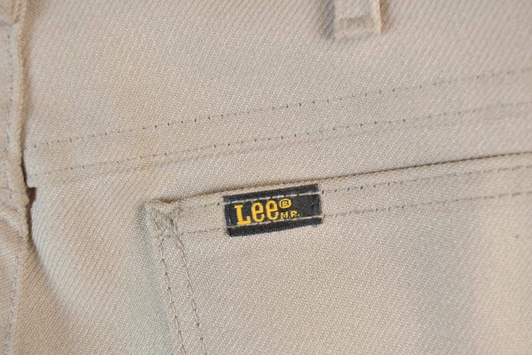 Vintage 1960s Lee Pleated Pants Men's 32 x 31 from propervintagecanada