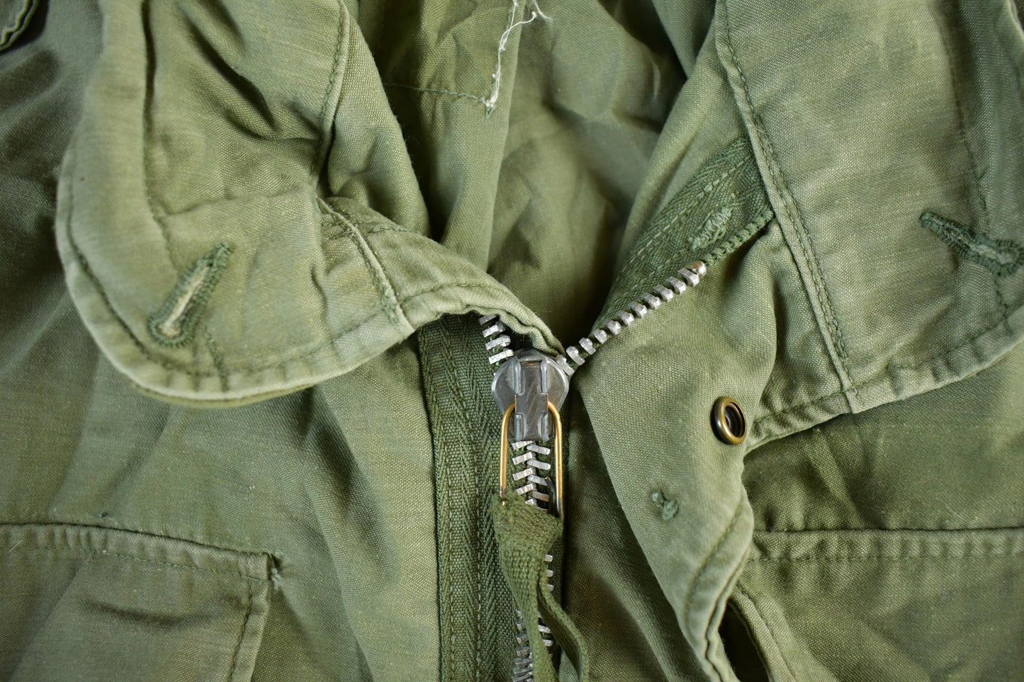 Vintage 1960s Military Field Coat Men's Large from propervintagecanada