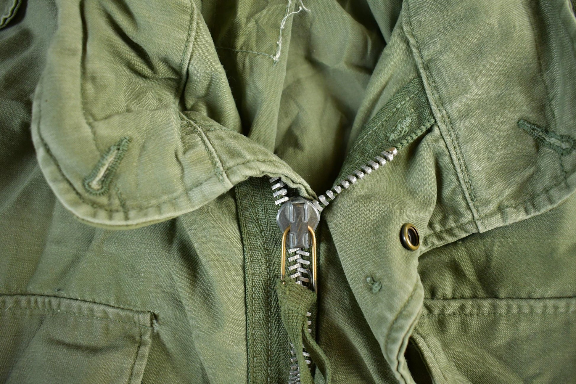 Vintage 1960s Military Field Coat Men's Large from propervintagecanada