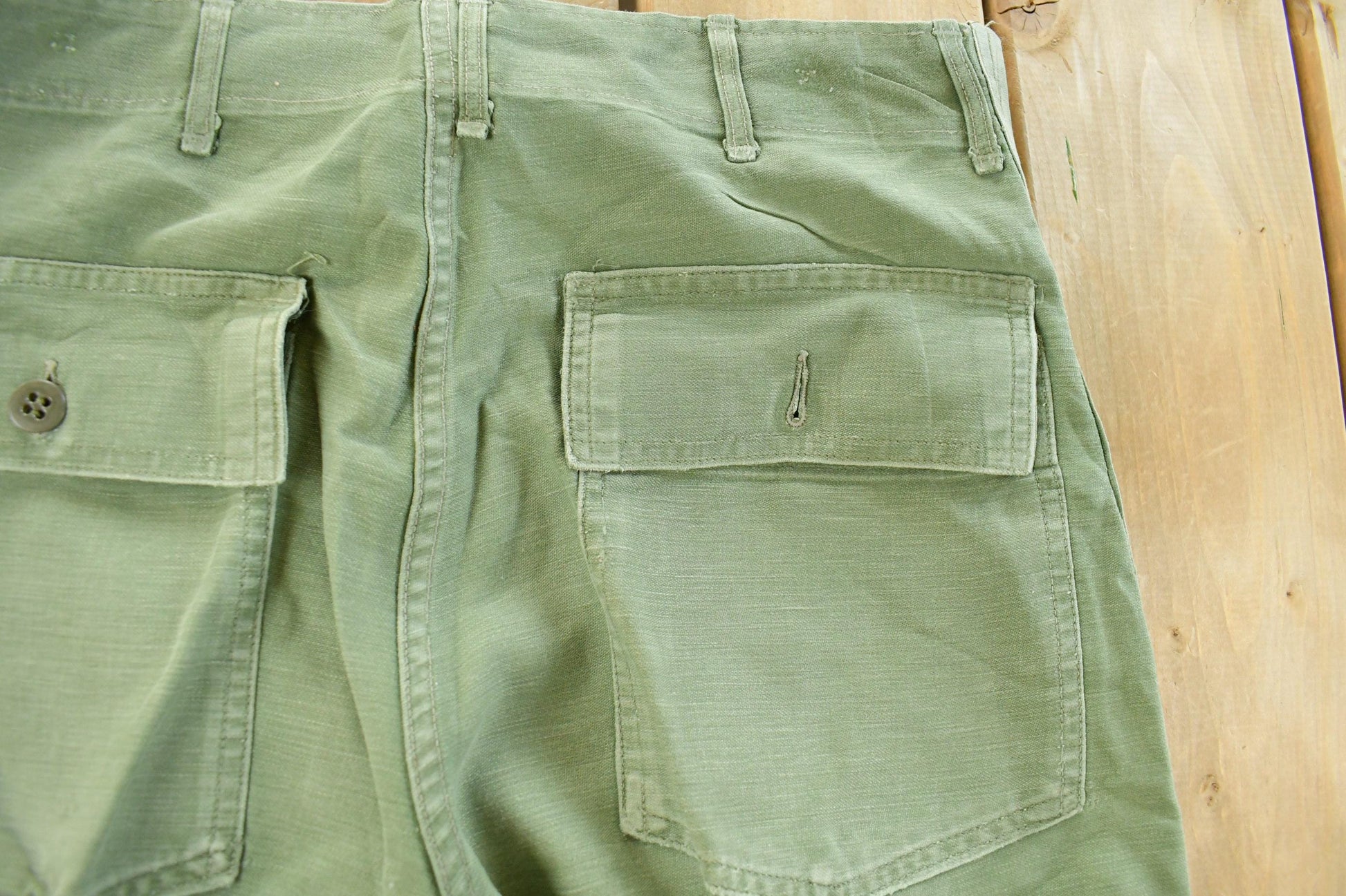 Vintage 1960s Military OG-107 Starched Sateen Fatigue Pants Men's 32 x 31 from propervintagecanada