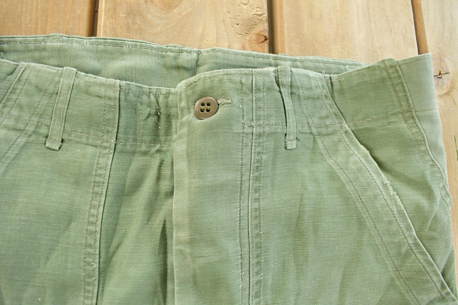 Vintage 1960s Military OG-107 Starched Sateen Fatigue Pants Men's 32 x 31 from propervintagecanada