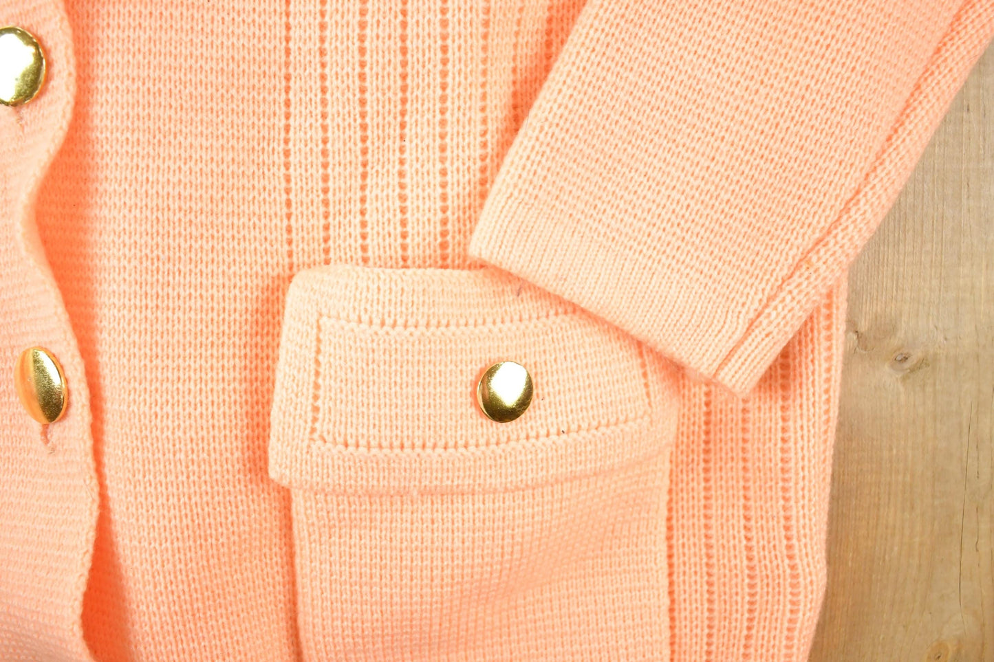 Vintage 1960s Montgomery Ward Button Up Shirt Womens L from propervintagecanada