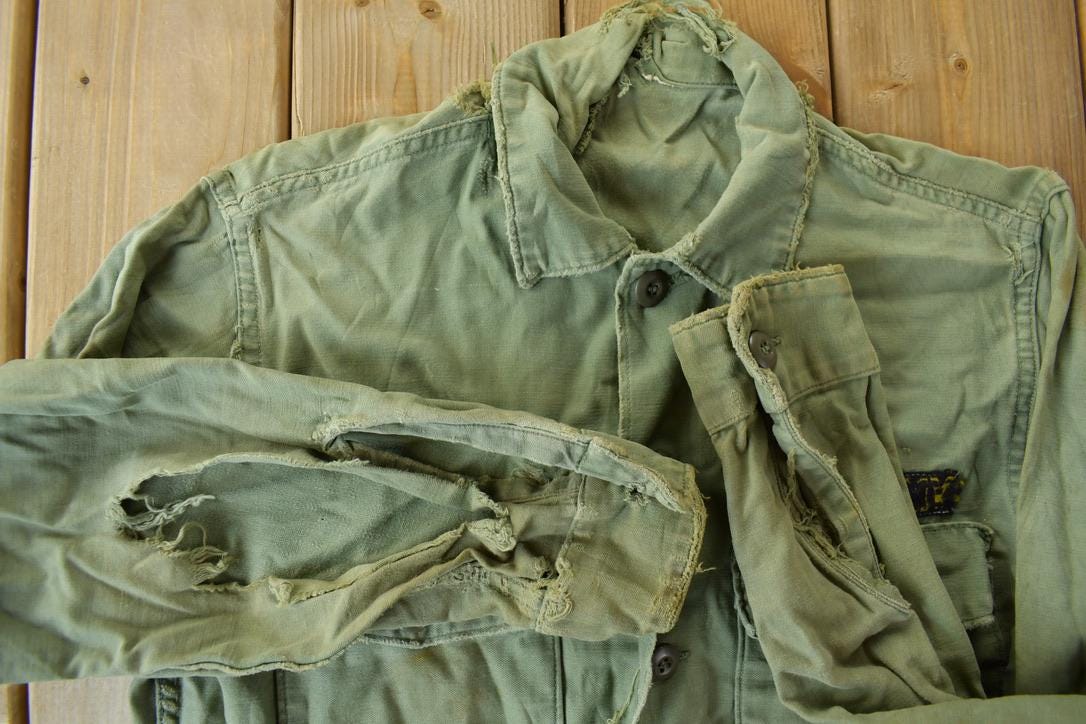 Vintage 1960s OG-107 Army Military Sateen Shirt Men's Medium from propervintagecanada