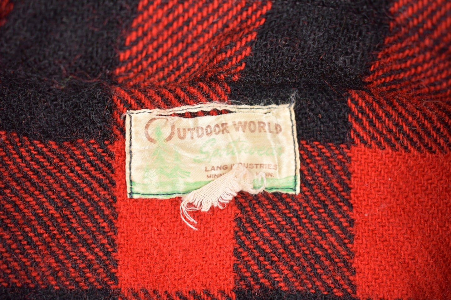 Vintage 1960s Outdoor World Plaid Flannel Button Up Shirt Men's M from propervintagecanada