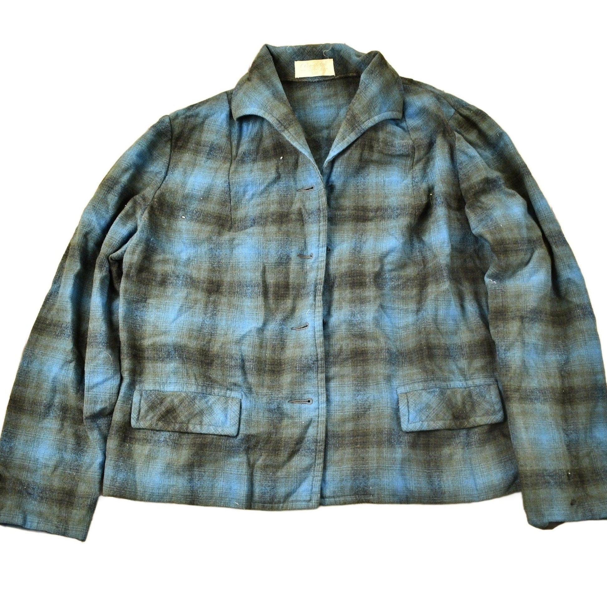 Vintage 1960s Pendleton Women's Plaid Button Up Shirt / 100% Virgin Wool / True Vintage / Outdoor / Casual Wear / Made In USA / Flannel from propervintagecanada