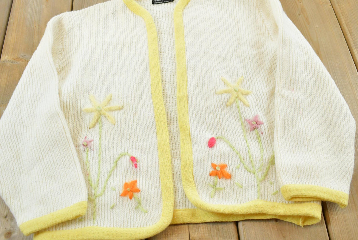Vintage 1960s Susan Clark Knit Acrylic Flower Cardigan Sweater Women's M from propervintagecanada