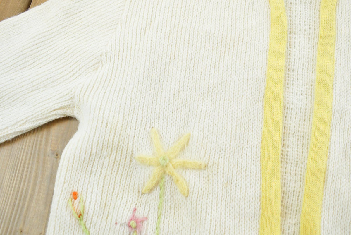 Vintage 1960s Susan Clark Knit Acrylic Flower Cardigan Sweater Women's M from propervintagecanada