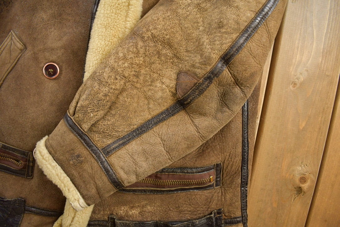 Vintage 1970 Avirex LTD Bomber Pilot Shearling Coat Men's Large from propervintagecanada