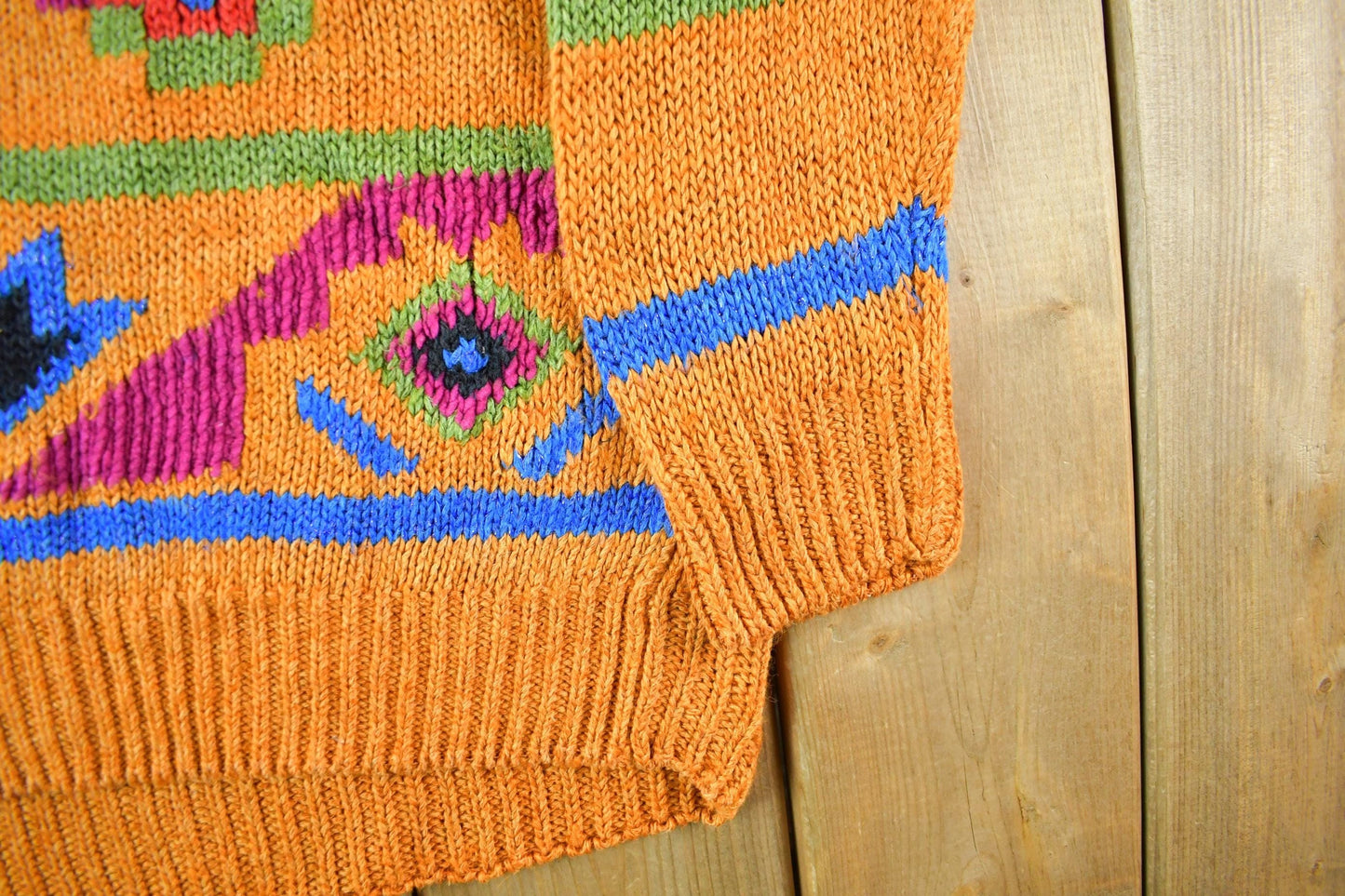 Vintage 1970s 1980s Abstract Floral Knit Sweater Women's S from propervintagecanada