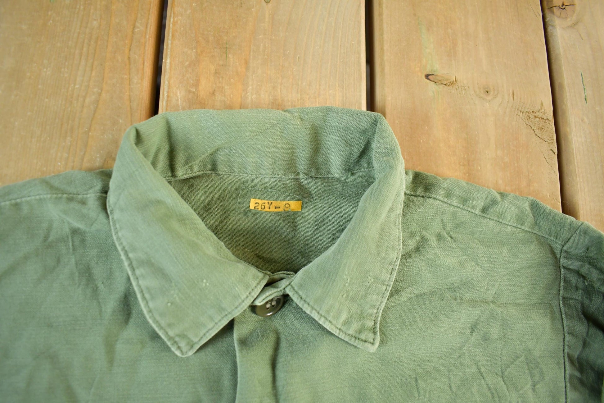 Vintage 1970s 1980s Army OG-107 Military Sateen Shirt Men's Medium from propervintagecanada
