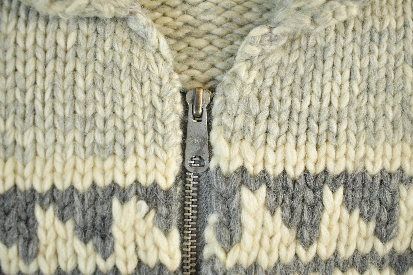 Vintage 1970s 1980s Hand-Knit Cowichan Sweater Men's Medium from propervintagecanada