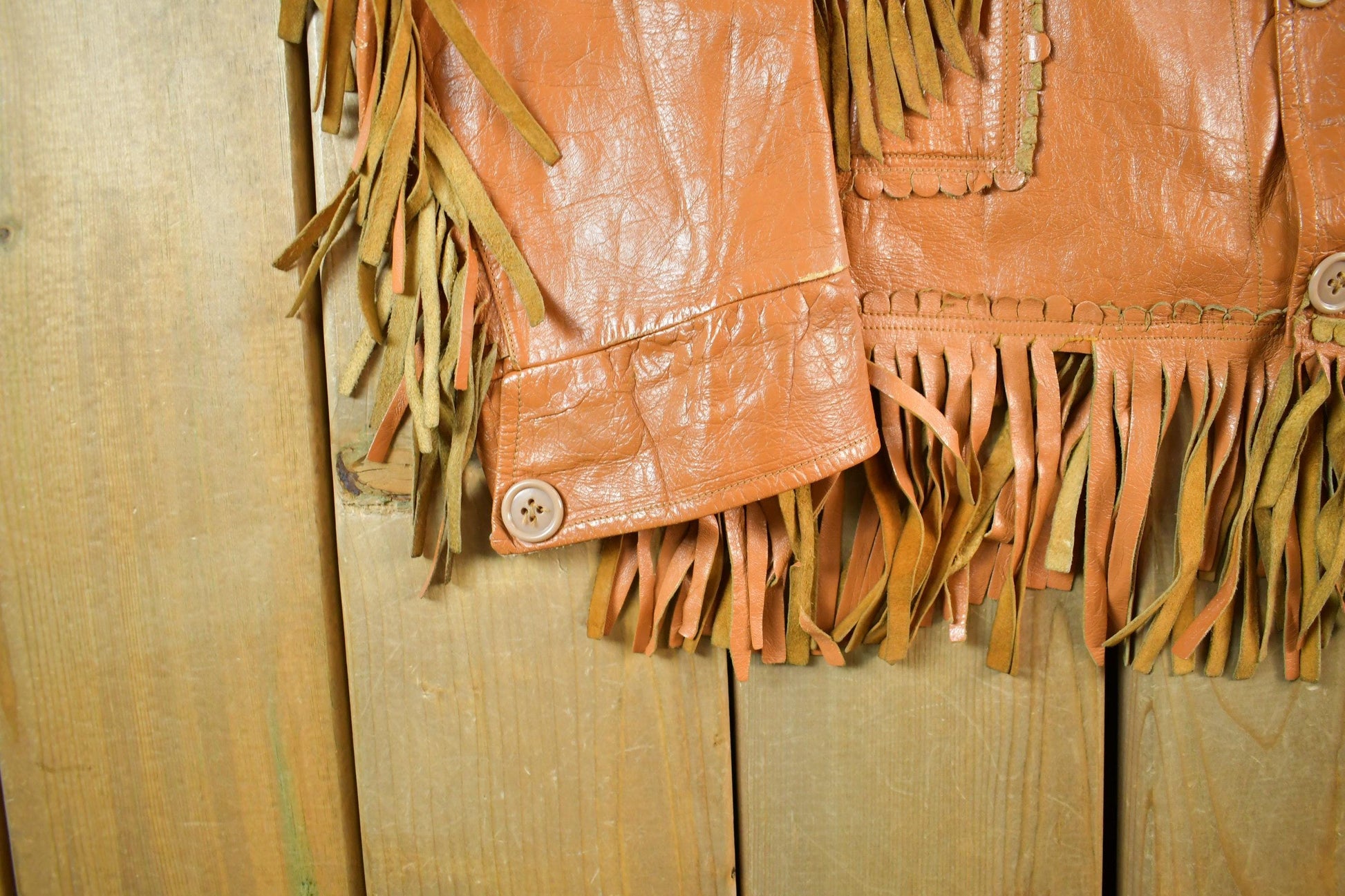 Vintage 1970s 1980s Leather Western Fringe Jacket Womens XS from propervintagecanada