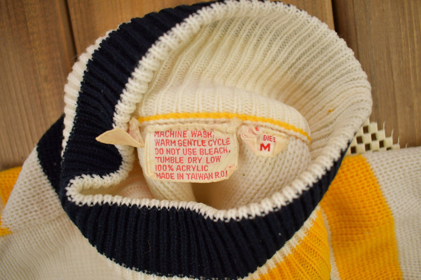 Vintage 1970s Acrylic Knitted Mockneck Sweater Men's Small from propervintagecanada