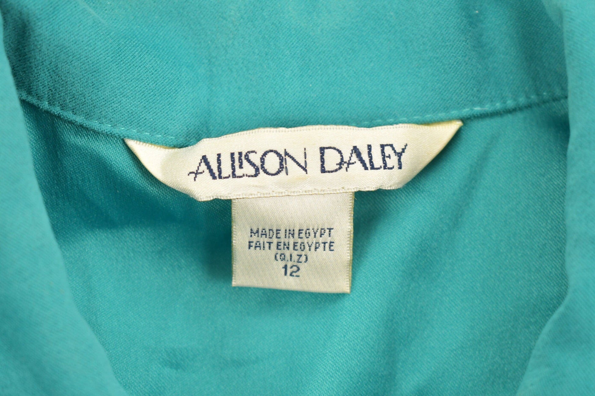 Vintage 1970s Allison Daley Blank Button Up Shirt Men's Medium from propervintagecanada