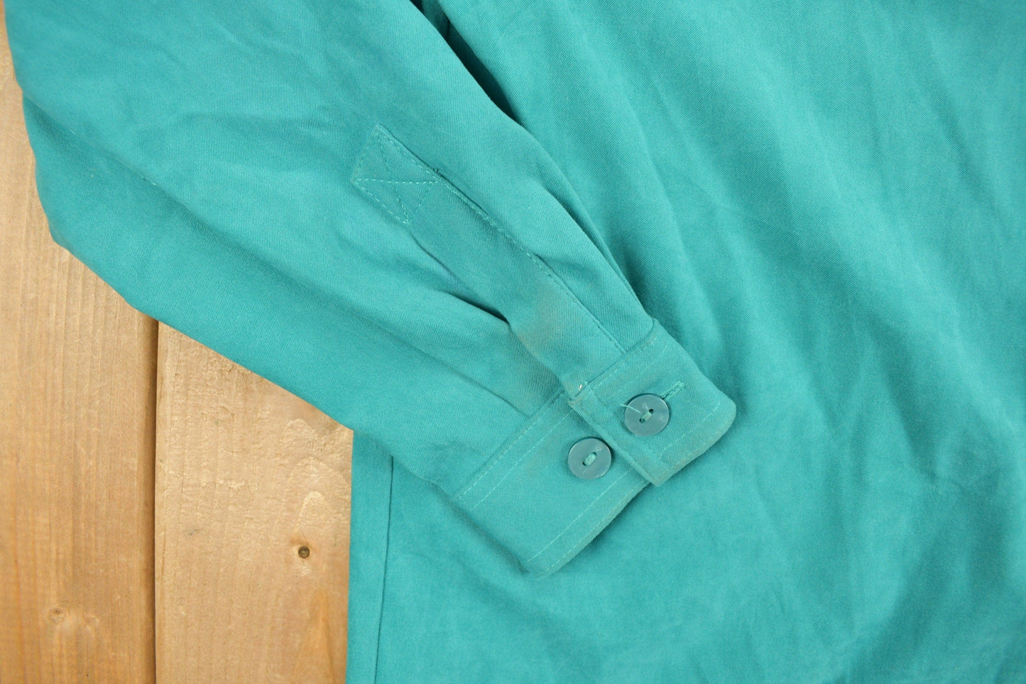 Vintage 1970s Allison Daley Blank Button Up Shirt Men's Medium from propervintagecanada