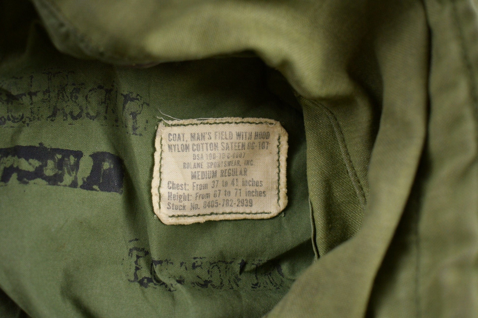 Vintage 1970s Army Military Field Jacket Men's Medium from propervintagecanada