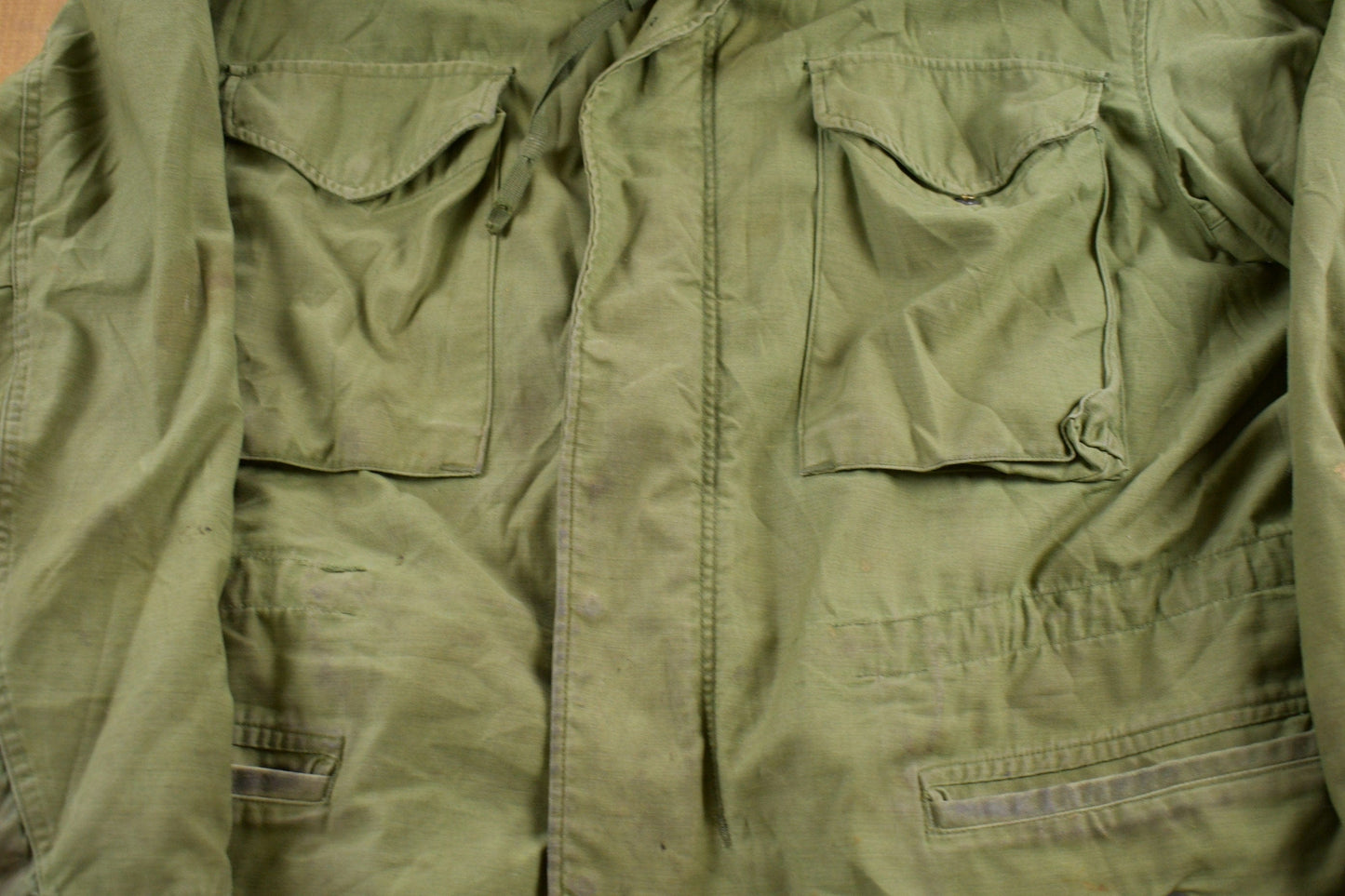 Vintage 1970s Army Military Field Jacket Men's Medium from propervintagecanada