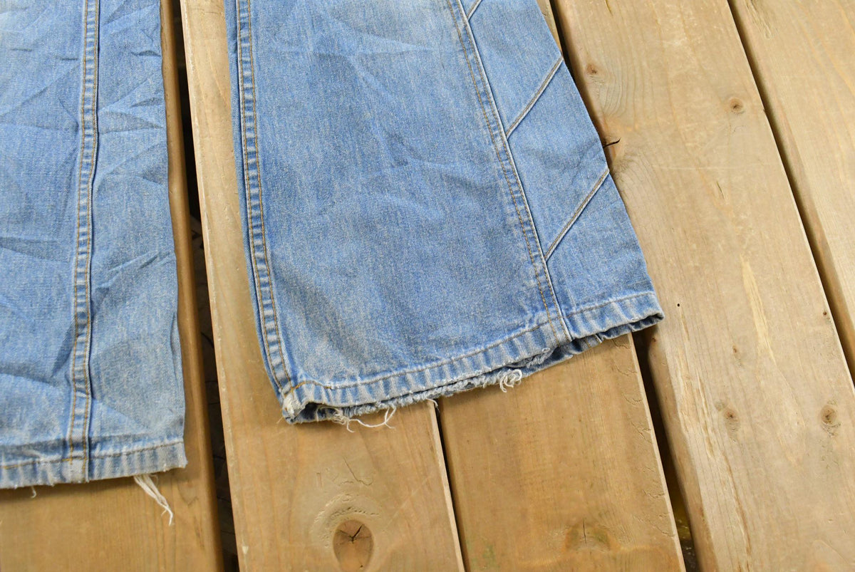Vintage 1970s Bell Bottom Baggy Denim Jeans Men's 33 x 30 from propervintagecanada