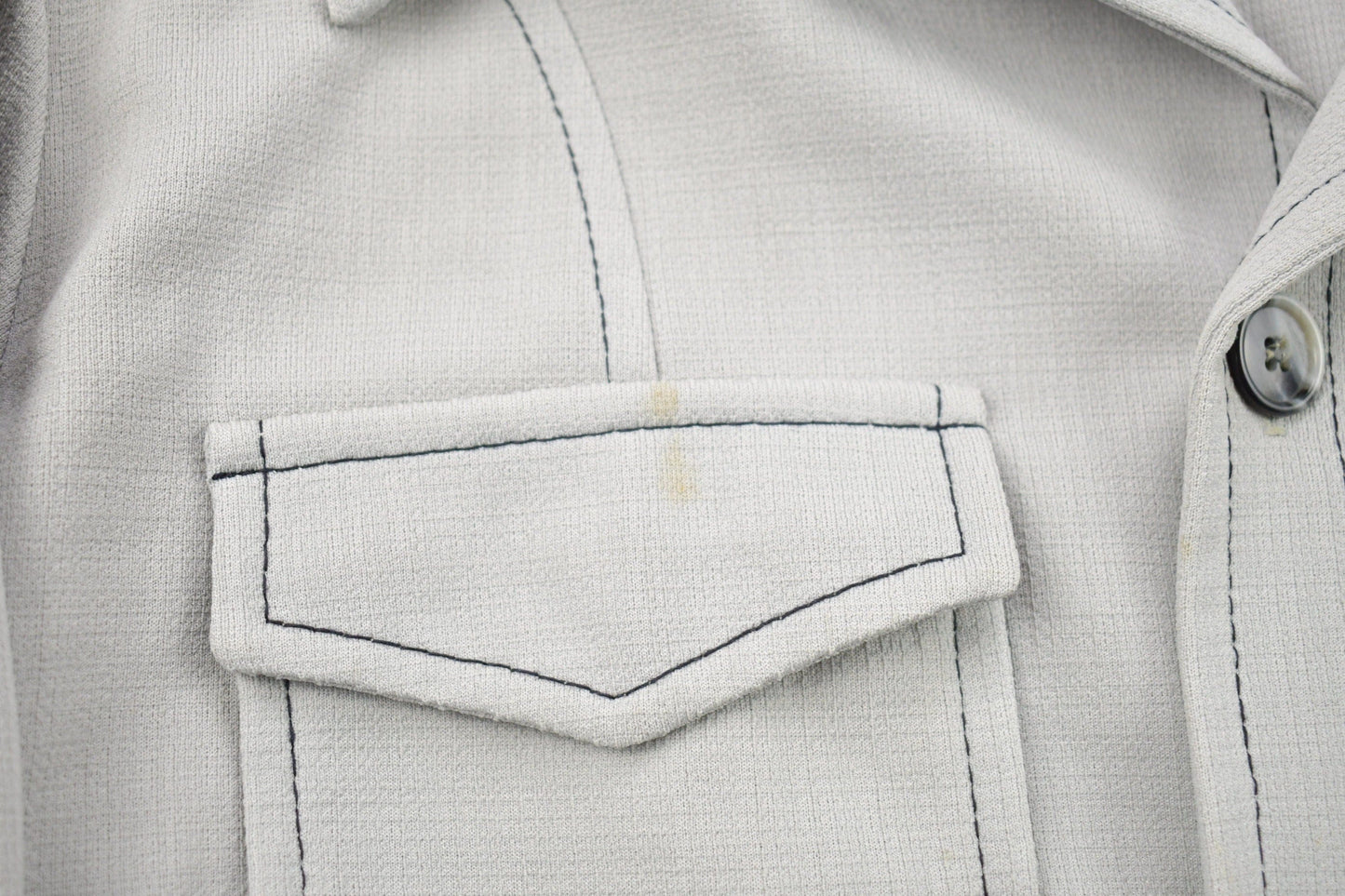 Vintage 1970s Blank Grey Button Up Shirt Men's S from propervintagecanada