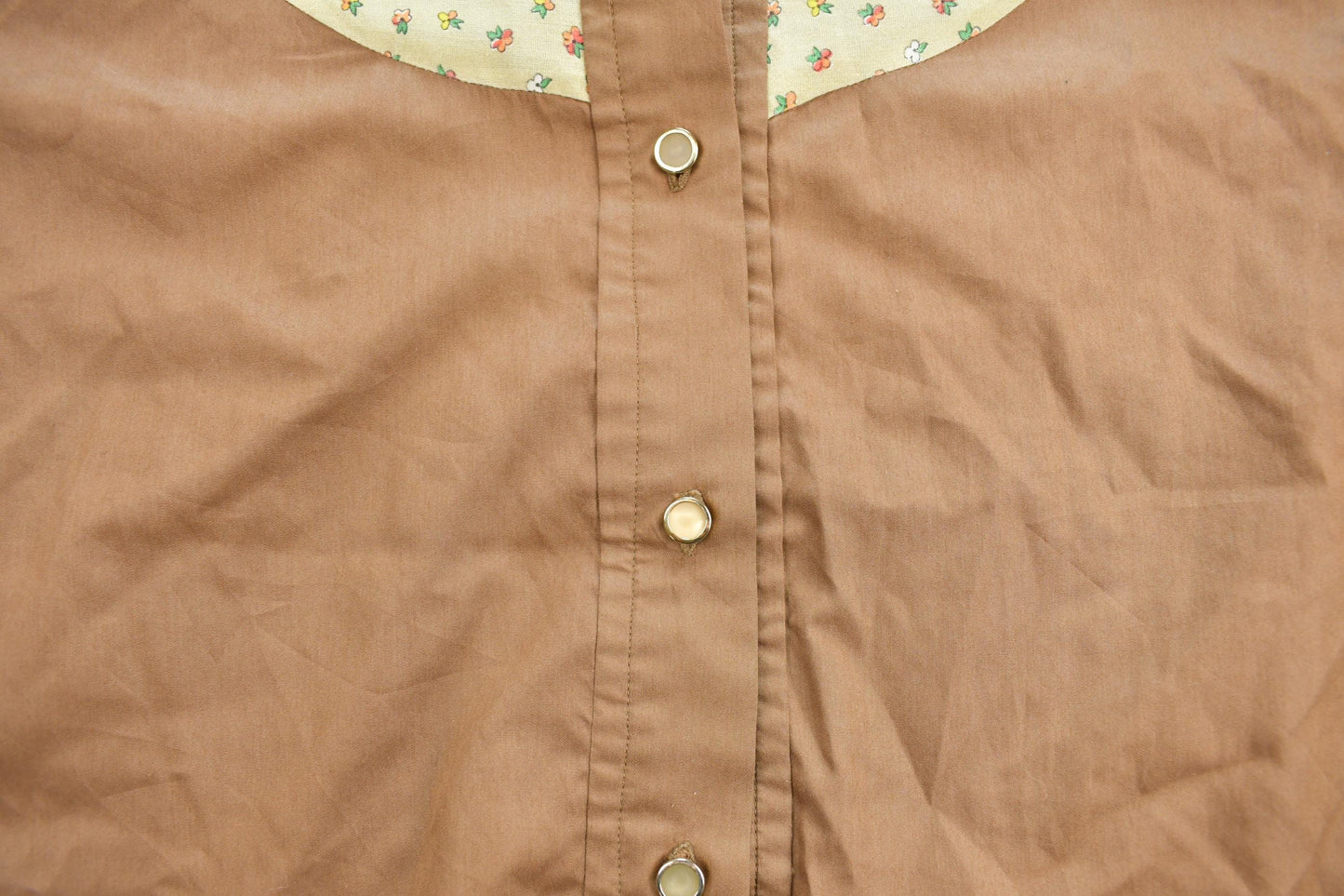 Vintage 1970s Blank Western Style Button Up Shirt Men's Medium from propervintagecanada