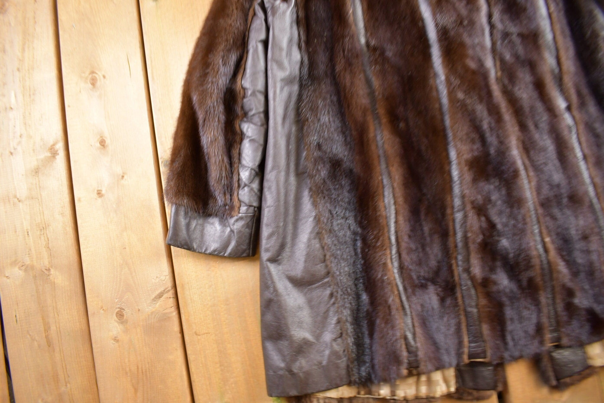 Vintage 1970s Brown Mink Fur Coat Men's Medium from propervintagecanada