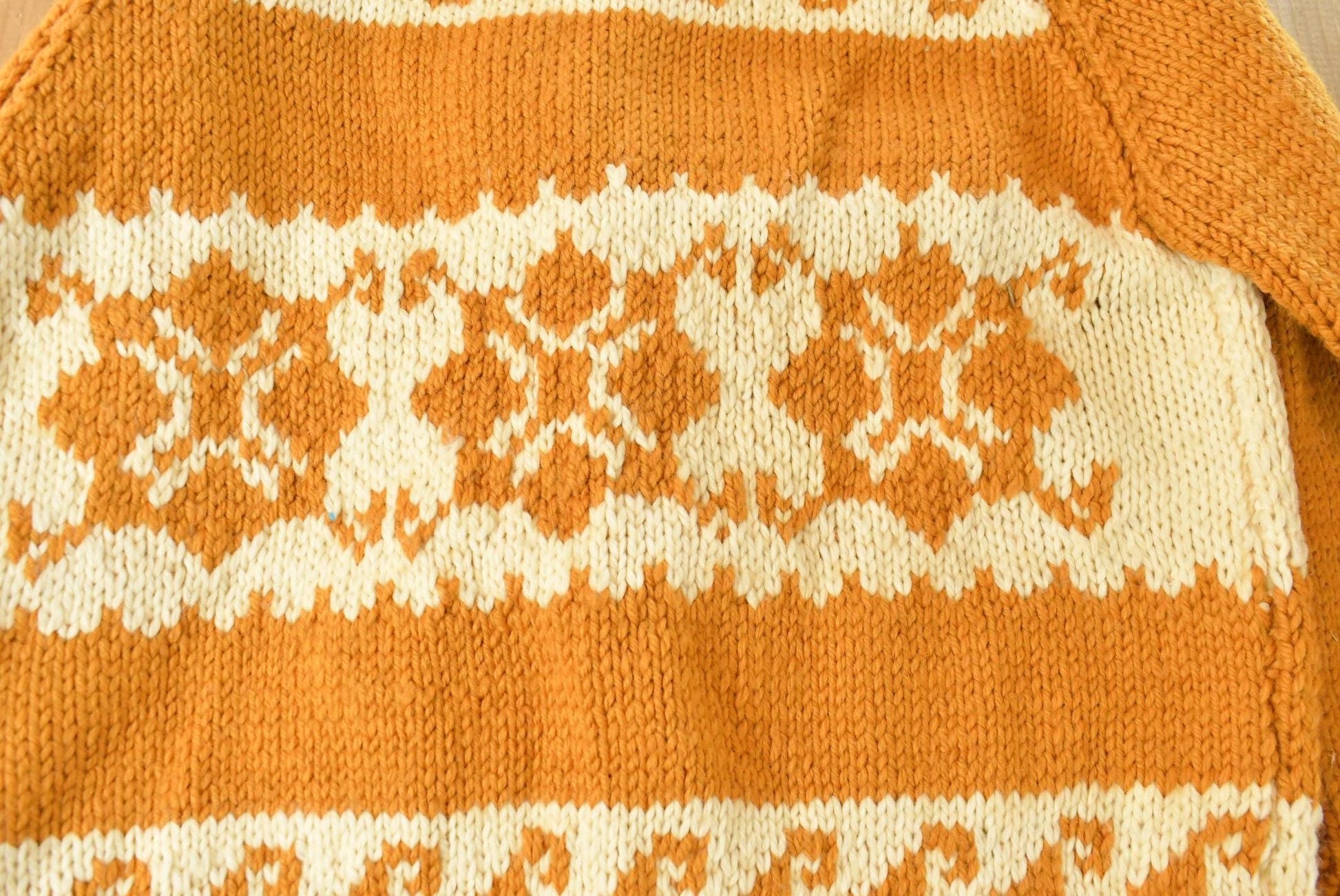 Vintage 1970s Cable Knit Nordic Cardigan Sweater Women's Medium from propervintagecanada