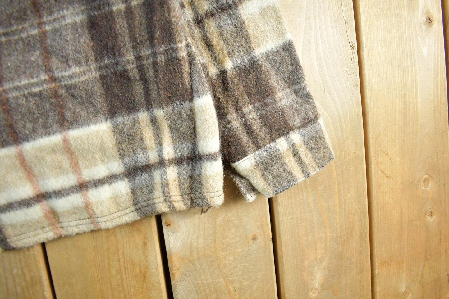 Vintage 1970s Canadian Lumber Jac Wool Flannel Shirt Jacket Men's Medium from propervintagecanada