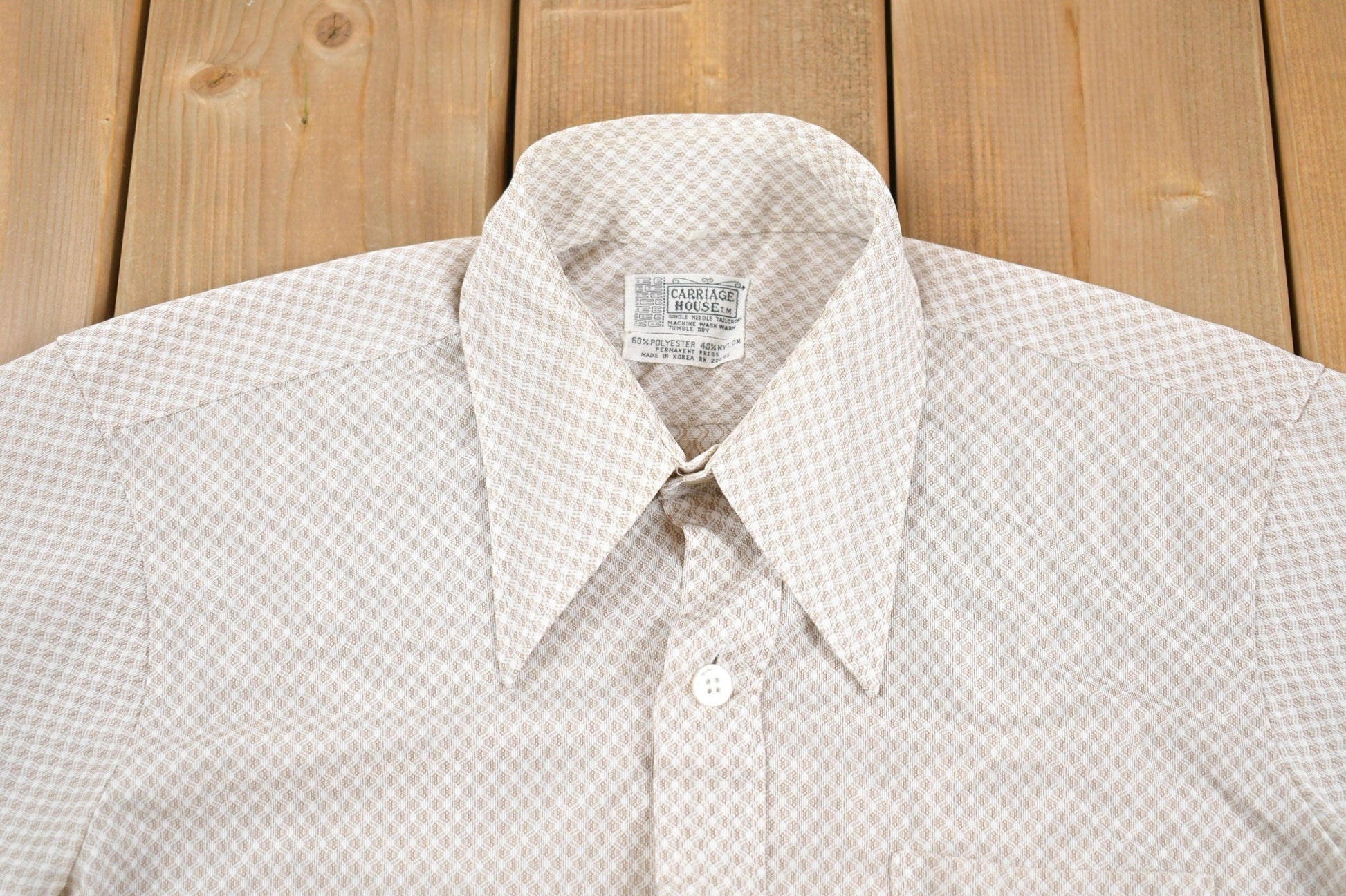 Vintage 1970s Carriage House Single Needle Button Up Shirt Men's Medium from propervintagecanada