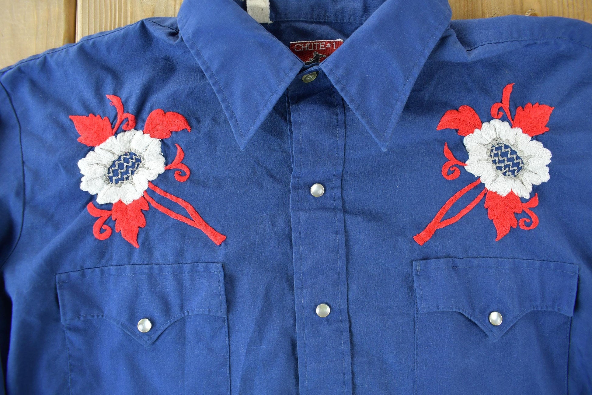 Vintage 1970s Chute #1 Western Wear Pearl Snap Embroidered Button Up Shirt Men's Large from propervintagecanada