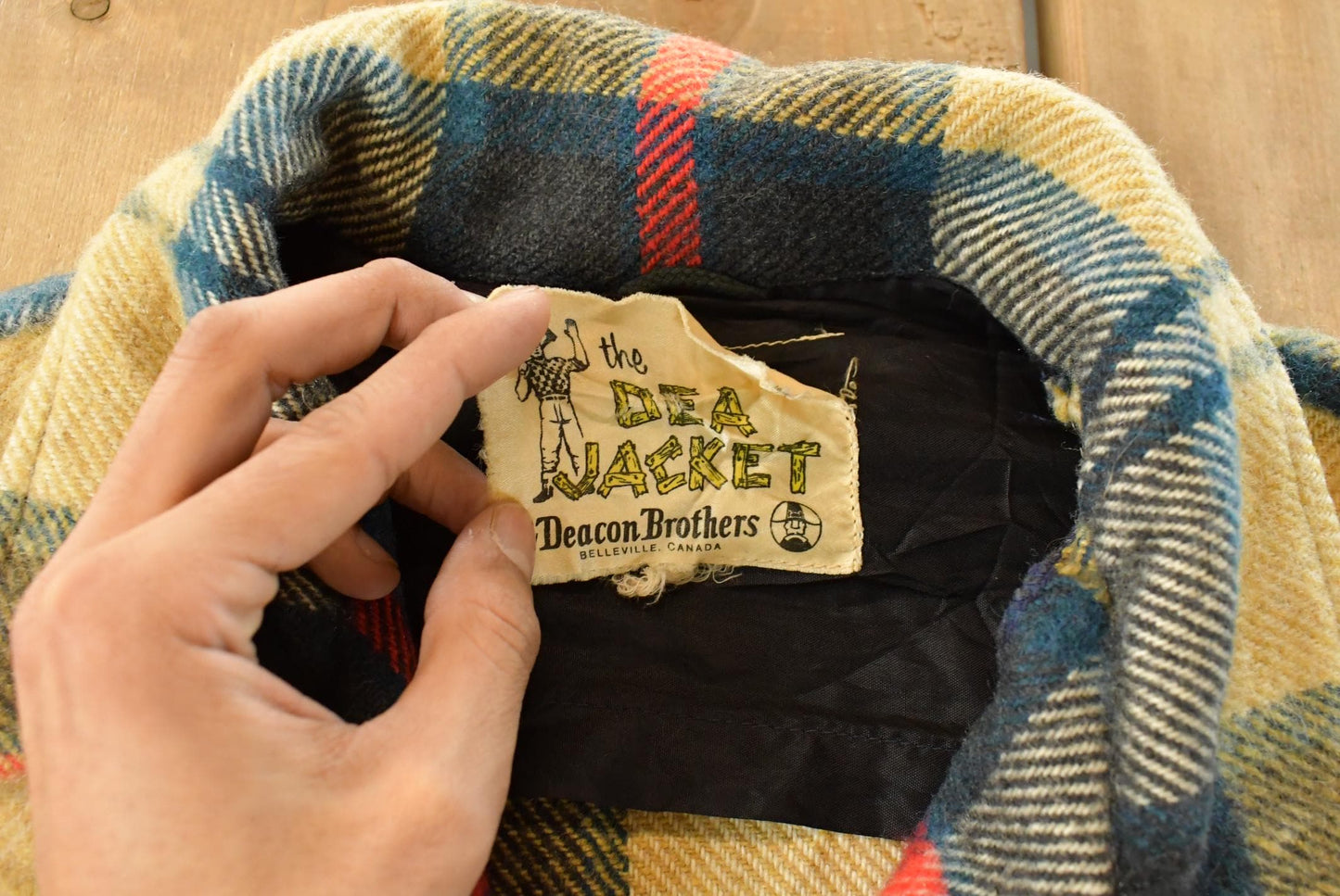 Vintage 1970s Deacon Brothers Flannel Shirt Jacket Men's Large from propervintagecanada