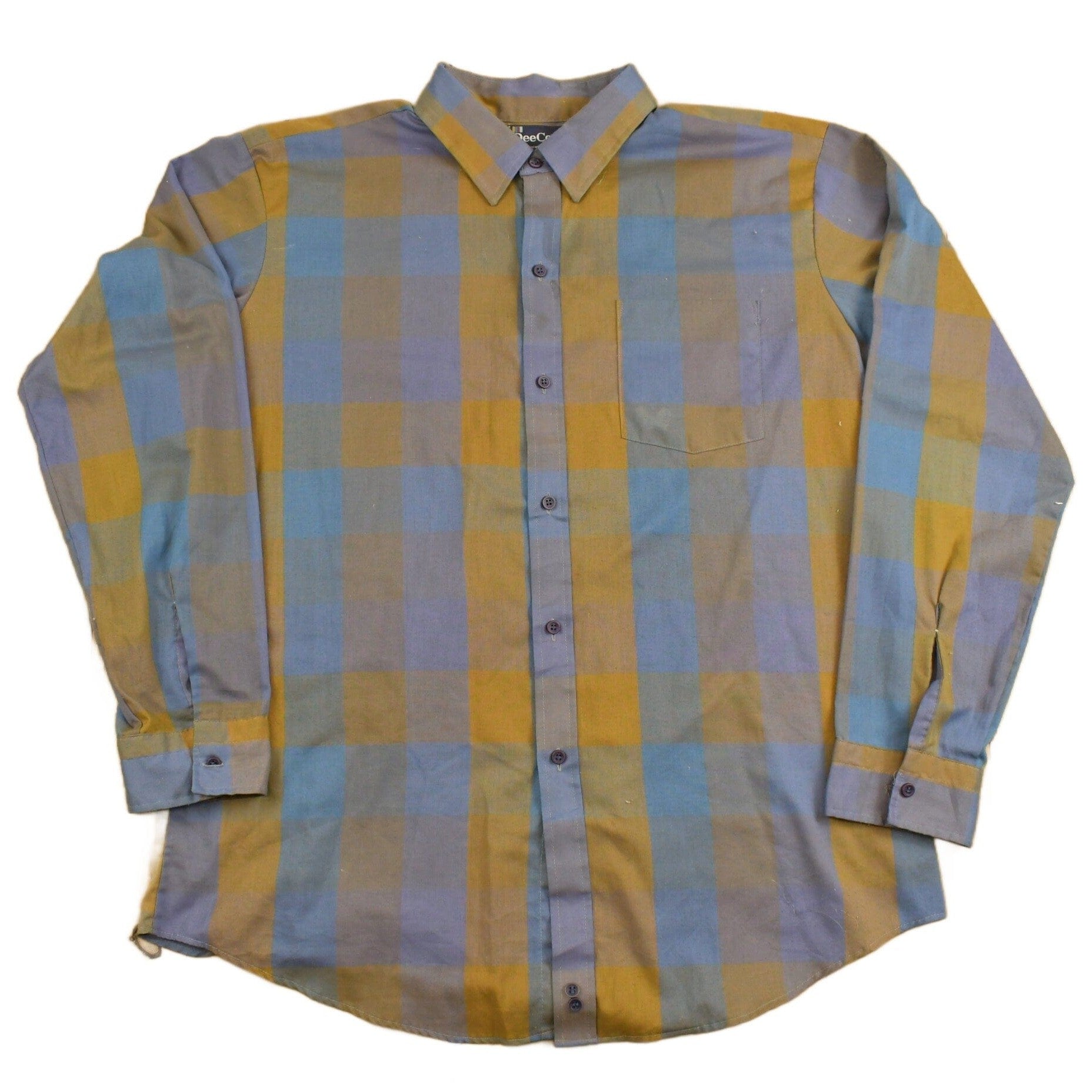 Vintage 1970s DeeCee Plaid Button-Up Shirt Men's XL from propervintagecanada