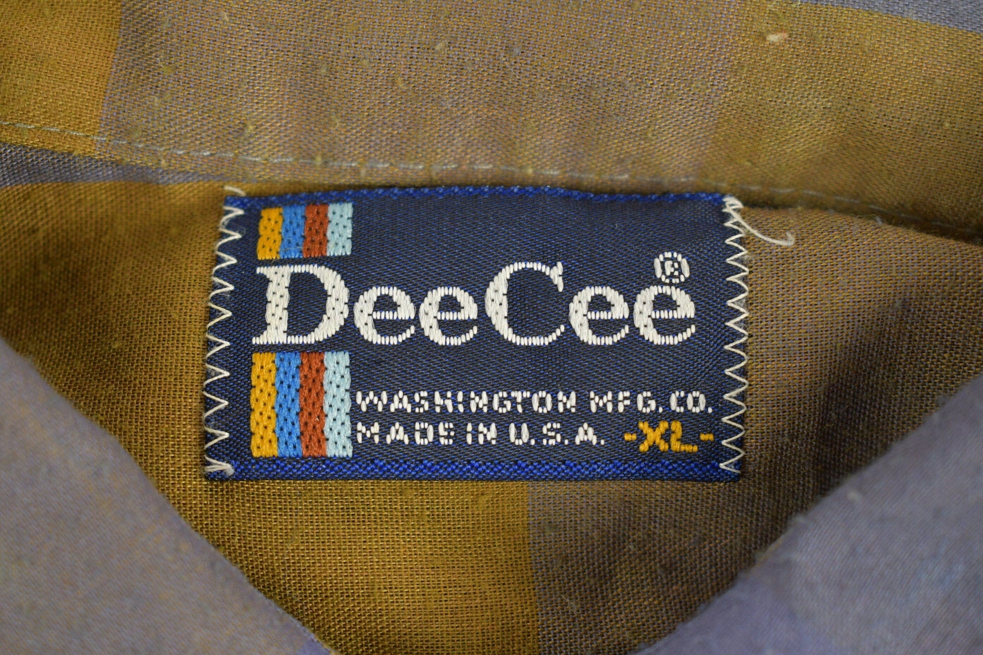 Vintage 1970s DeeCee Plaid Button-Up Shirt Men's XL from propervintagecanada