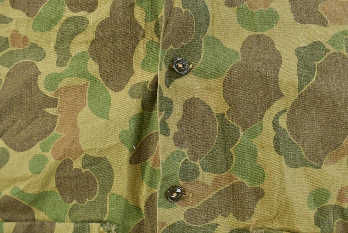 Vintage 1970s Duck Camo Button Up Shirt Men's Large from propervintagecanada