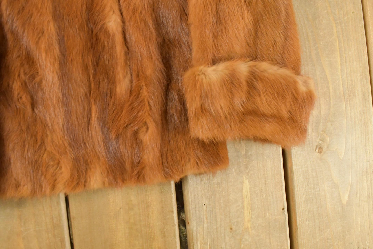 Vintage 1970s Eaton's Brown Mink Fur Coat Women's L from propervintagecanada