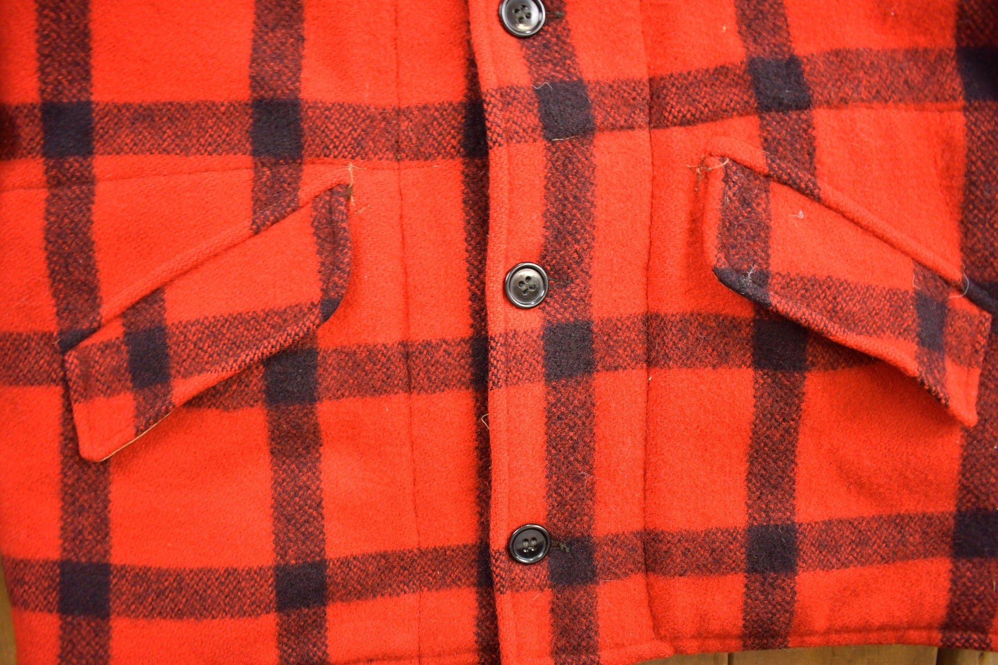 Vintage 1970s Falcon Brand 100% Wool Buffalo Plaid Jacket Men's Large from propervintagecanada