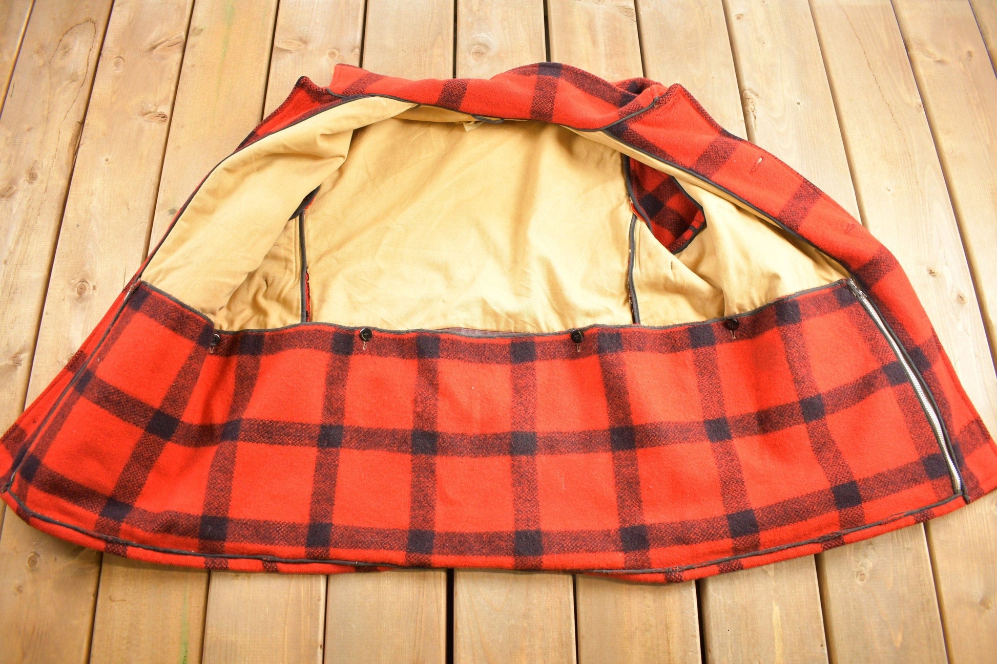 Vintage 1970s Falcon Brand 100% Wool Buffalo Plaid Jacket Men's Large from propervintagecanada